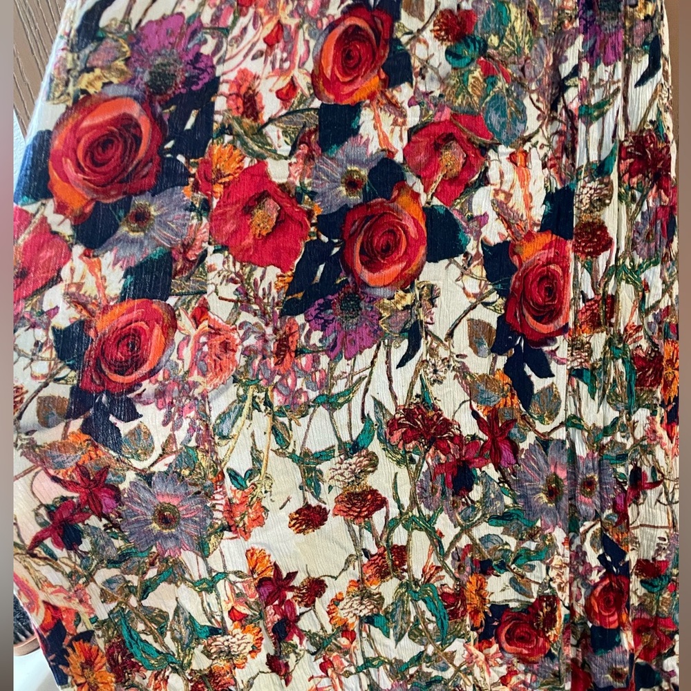 SELFIE COUTURE DRESS Floral crochet halter top maxi dress M/L has stretch - Picture 2 of 12